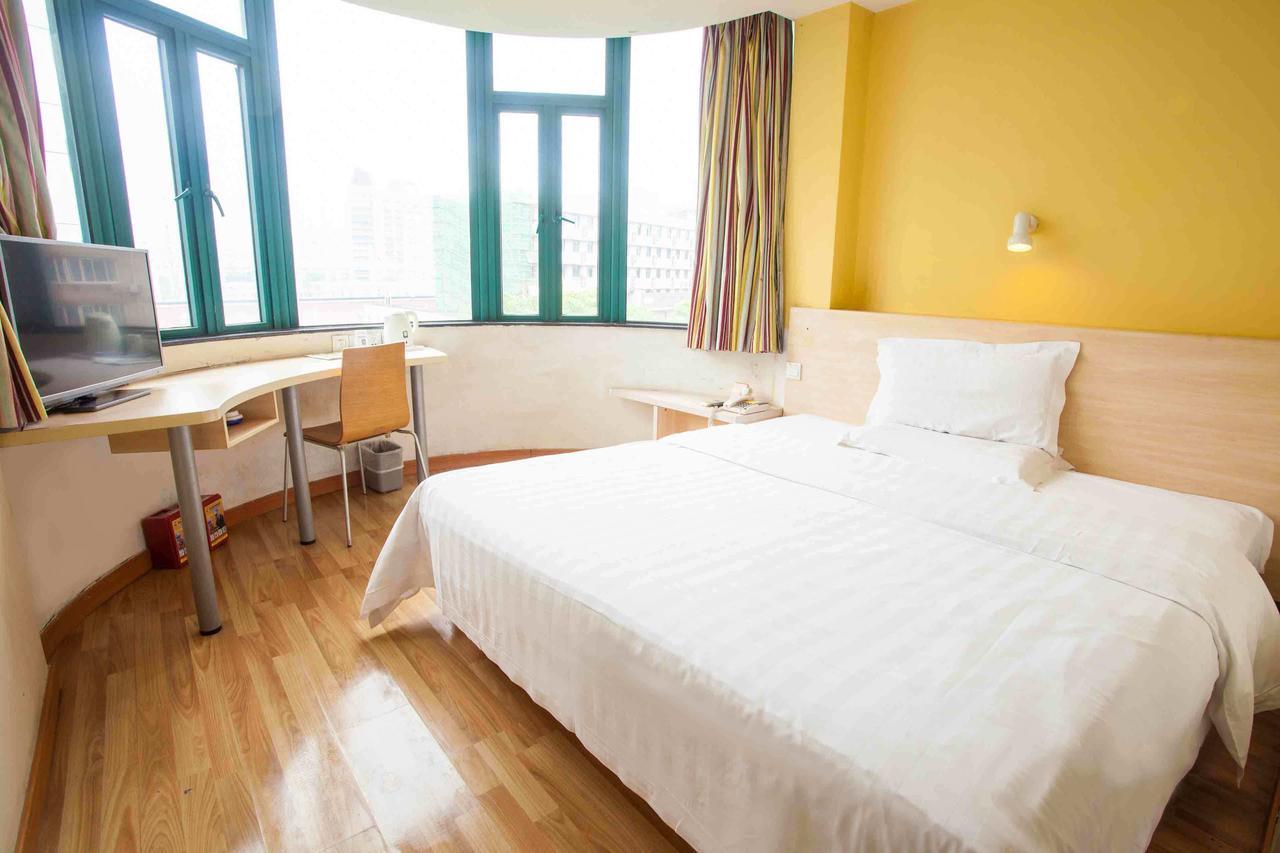 7Days Inn Foshan Shunde Ronggui Xiao Huangpu ภายนอก รูปภาพ