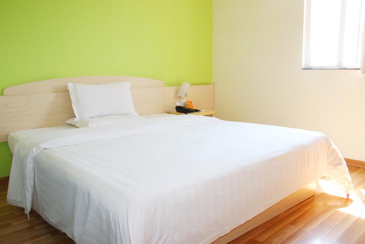7Days Inn Foshan Shunde Ronggui Xiao Huangpu ภายนอก รูปภาพ