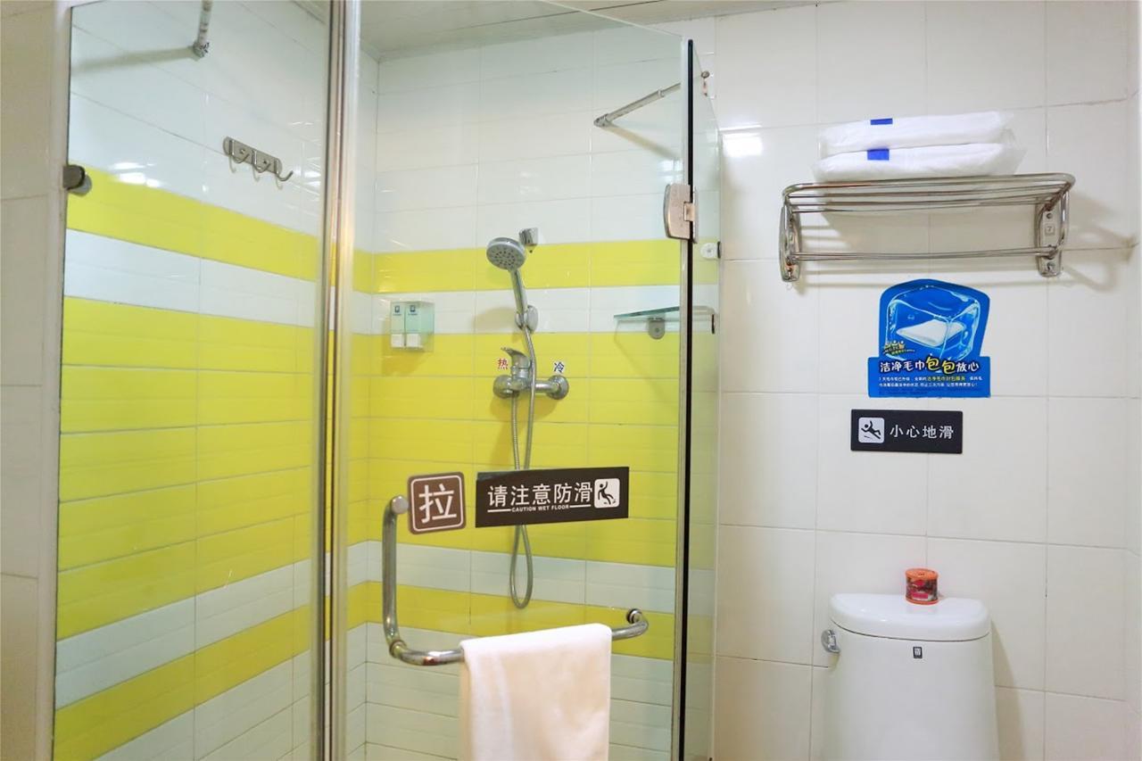 7Days Inn Foshan Shunde Ronggui Xiao Huangpu ภายนอก รูปภาพ
